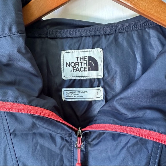 The North Face Fanorak Pullover Packable Jacket - Picture 4 of 6